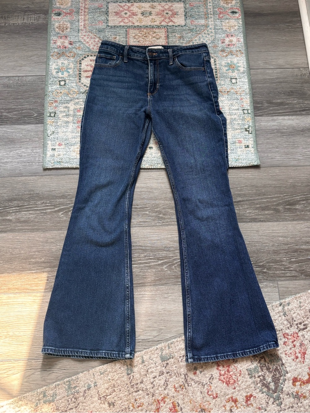 ⭐️Abercrombie & Fitch⭐️ Vintage Flare High Rise